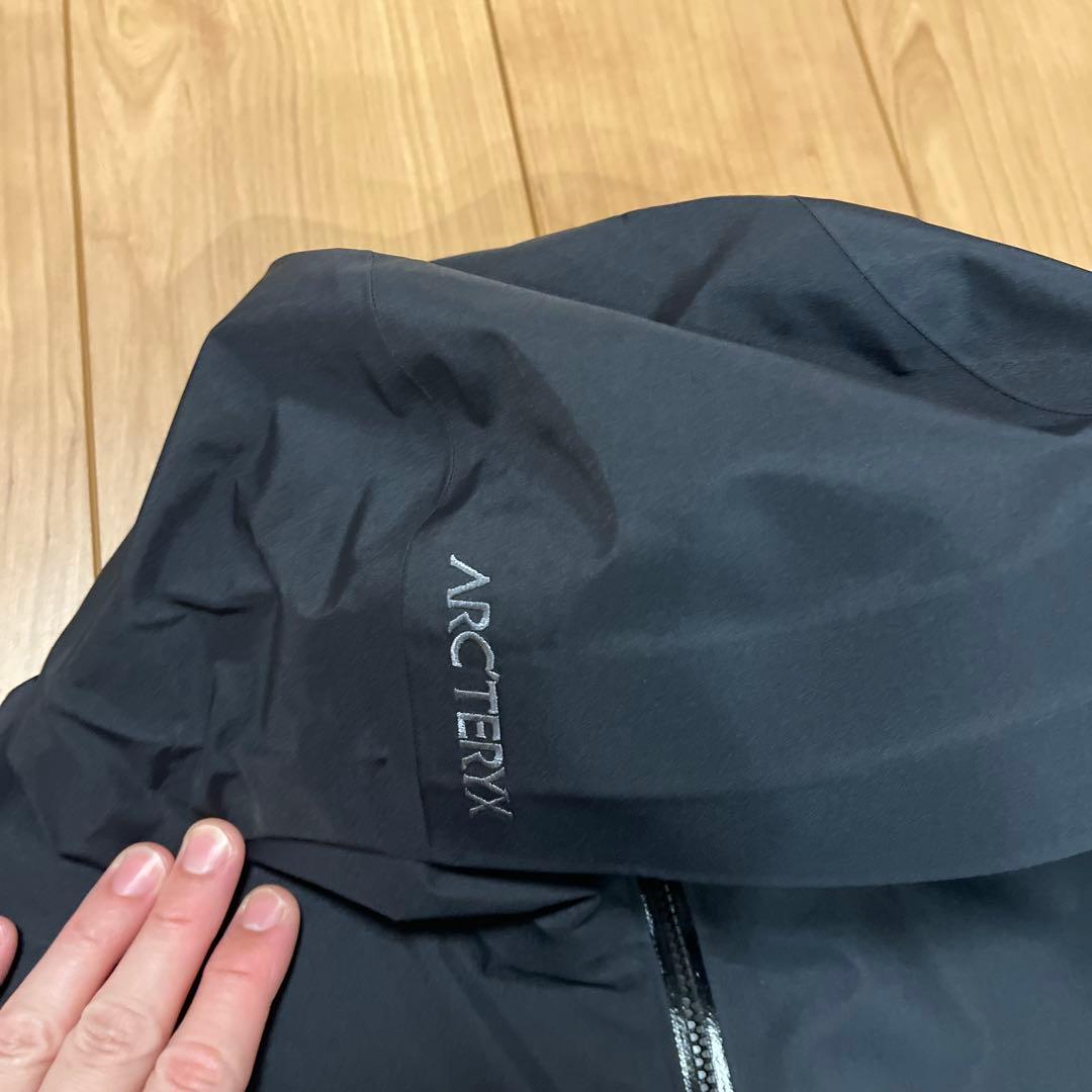 ARC'TERYX Beta Jacket M ブラック　バードエイド付属