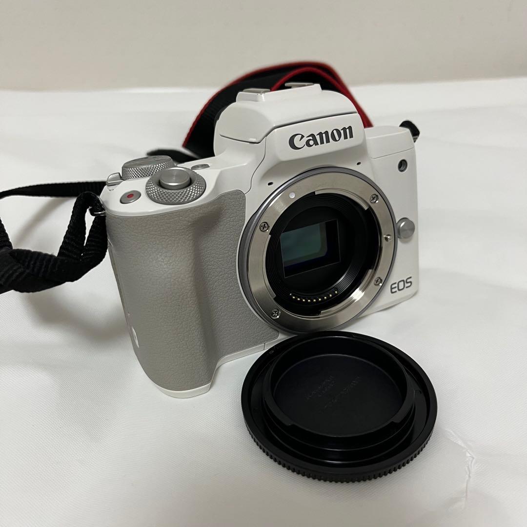 Canon eos kiss M2 カメラ 一眼レフ