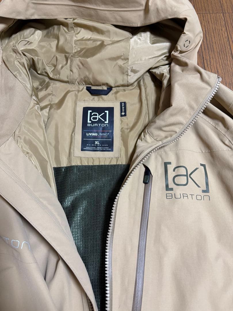 連休値下げBurton [ak] XL ベージュジャケット　20-21モデル