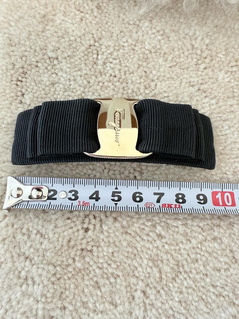 Ferragamoフェラガモ バレッタ ヴァラ ブラック ゴールド金具 リボン