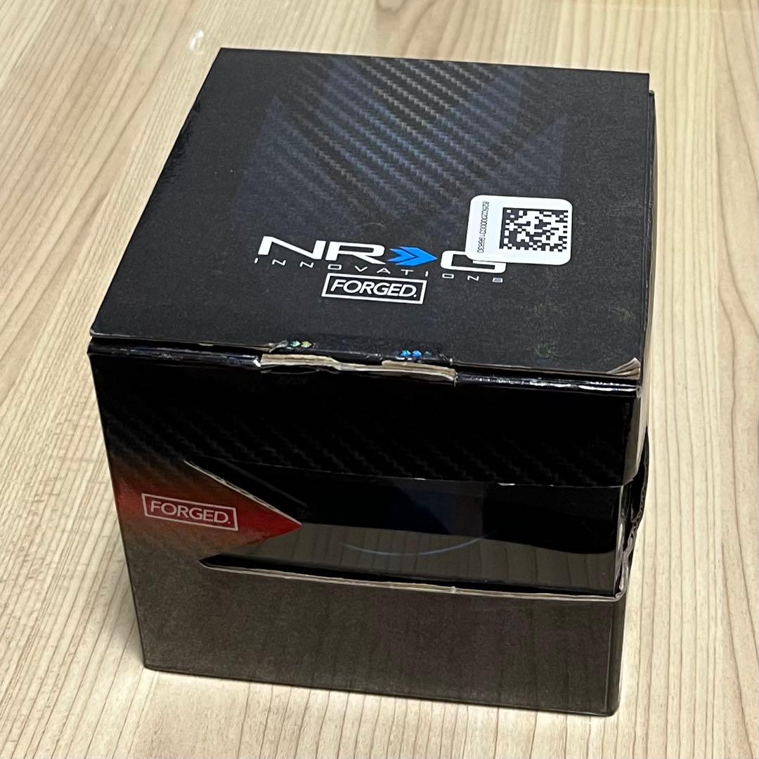 NRG ステアリングボス