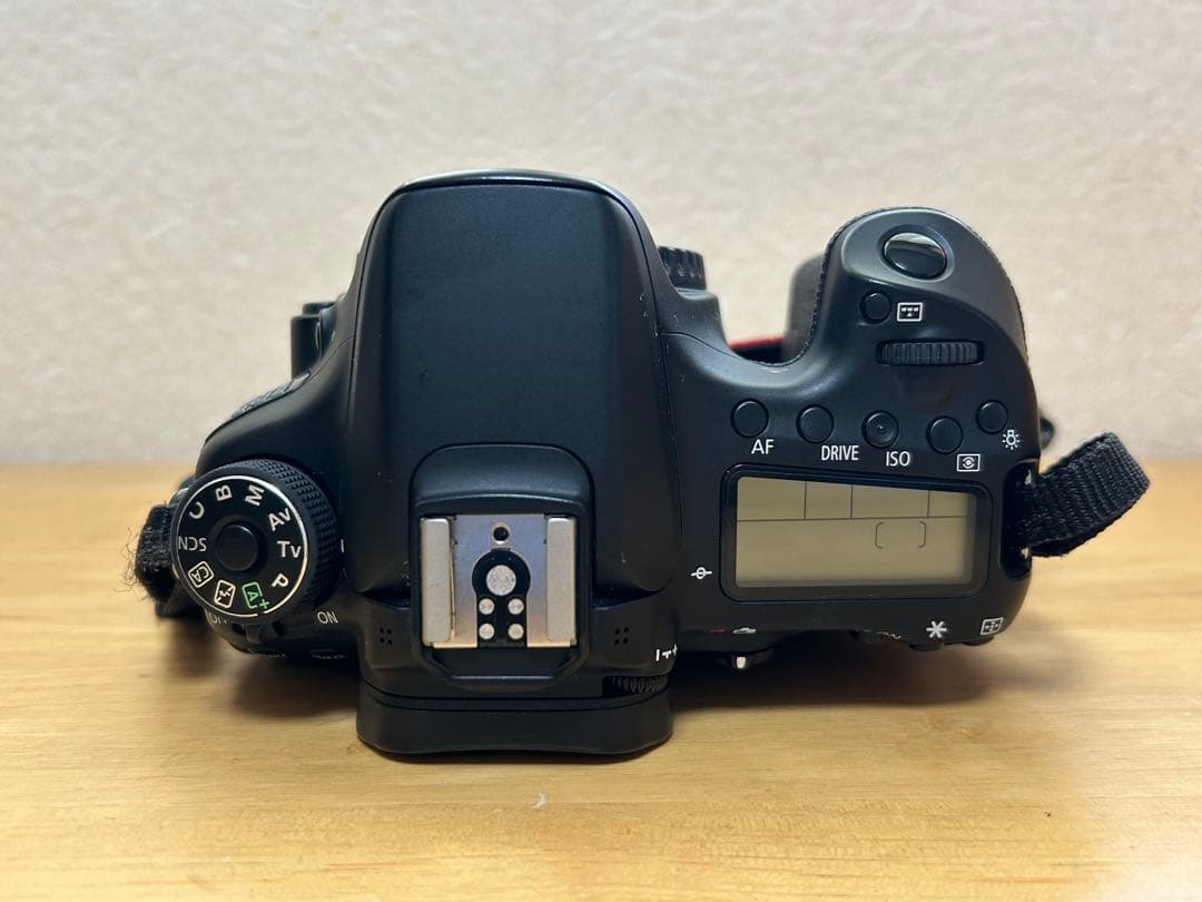CANON キヤノン EOS 70D ボディ 一眼レフ