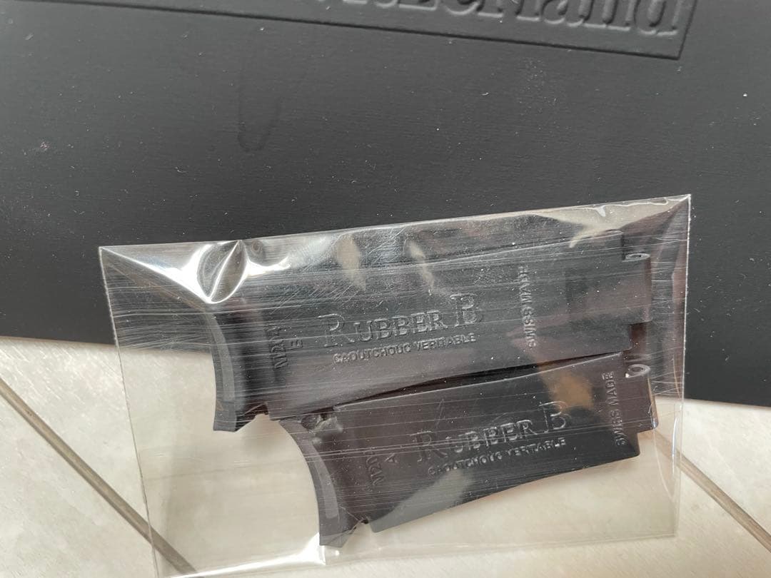 Rubber B サブマリーナー用ベルト M204