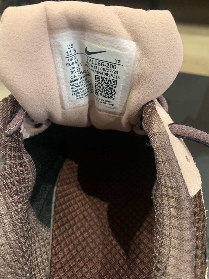 ヘ*イ様 NIKE WMNS VOMERO 5ナイキ ウィメンズ ズーム ボメロ