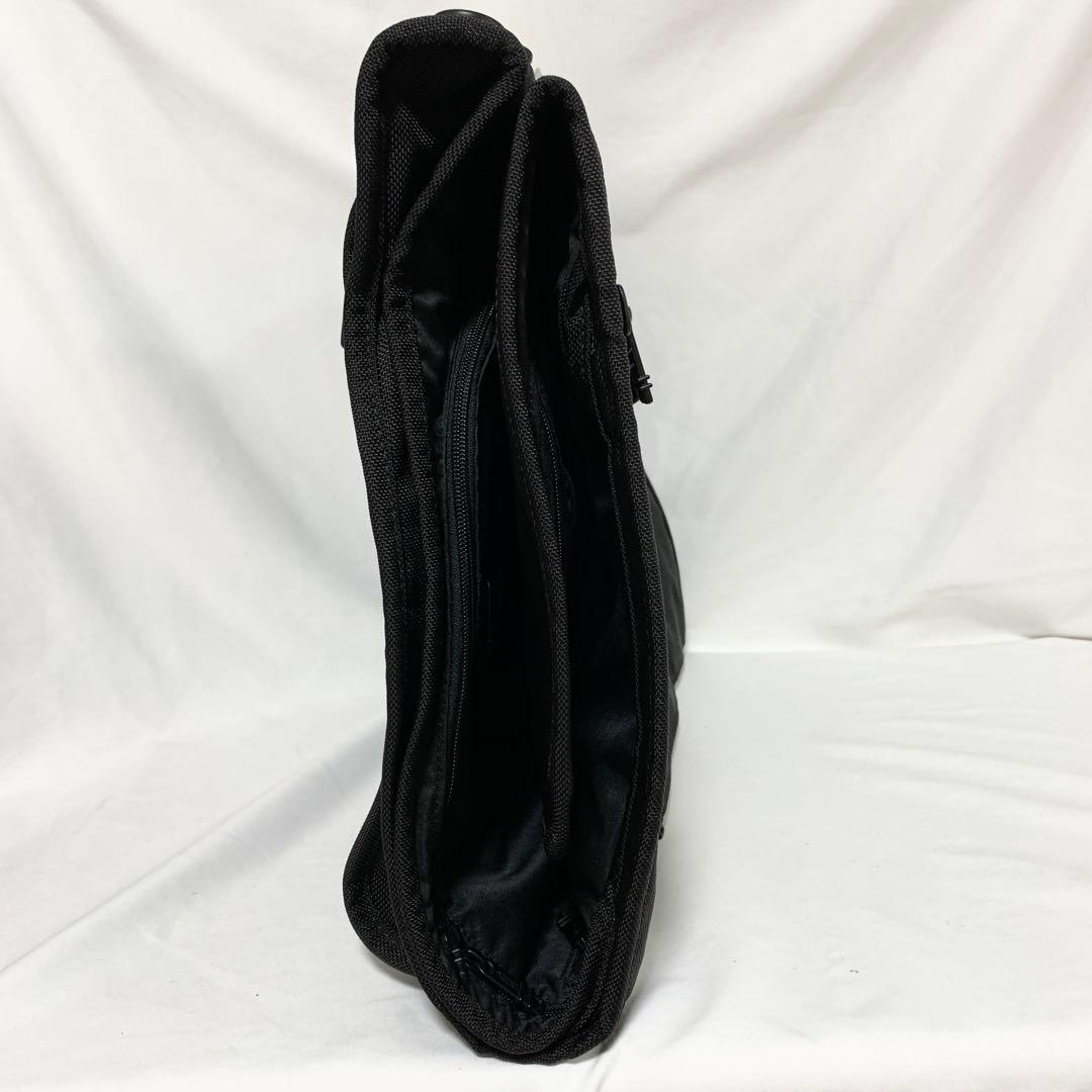 TUMI ガーメントケース 衣装バッグ 純正ロックキー付き ショルダーバッグ