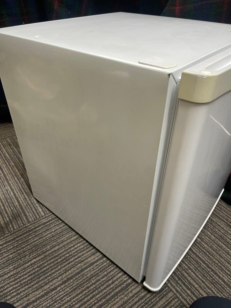 ハイセンスHR-A42JW 冷凍庫　ホワイト 小型冷蔵庫 1ドア冷蔵庫 稼働OK