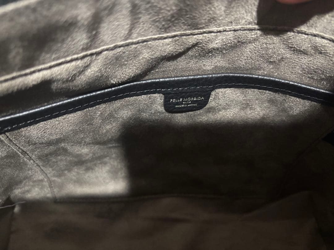PELLE MORBIDA 黒 レザートートバッグ