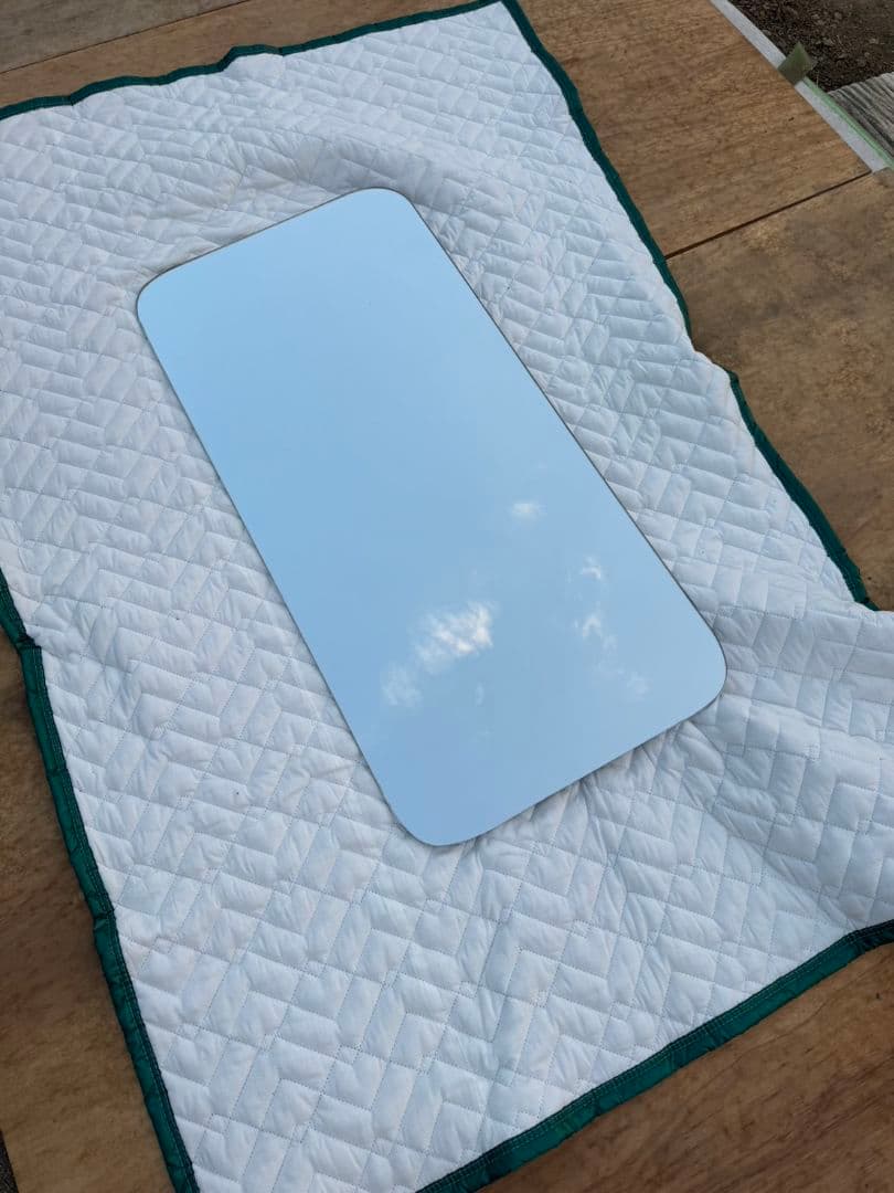 ファイブスターギガ寝台ガラス　　ネコネコ