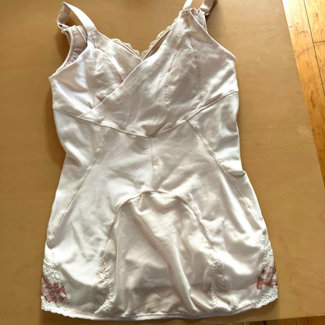 マルコ　リベルディーニュ　ピンク　ボディシェーパー E80 LL