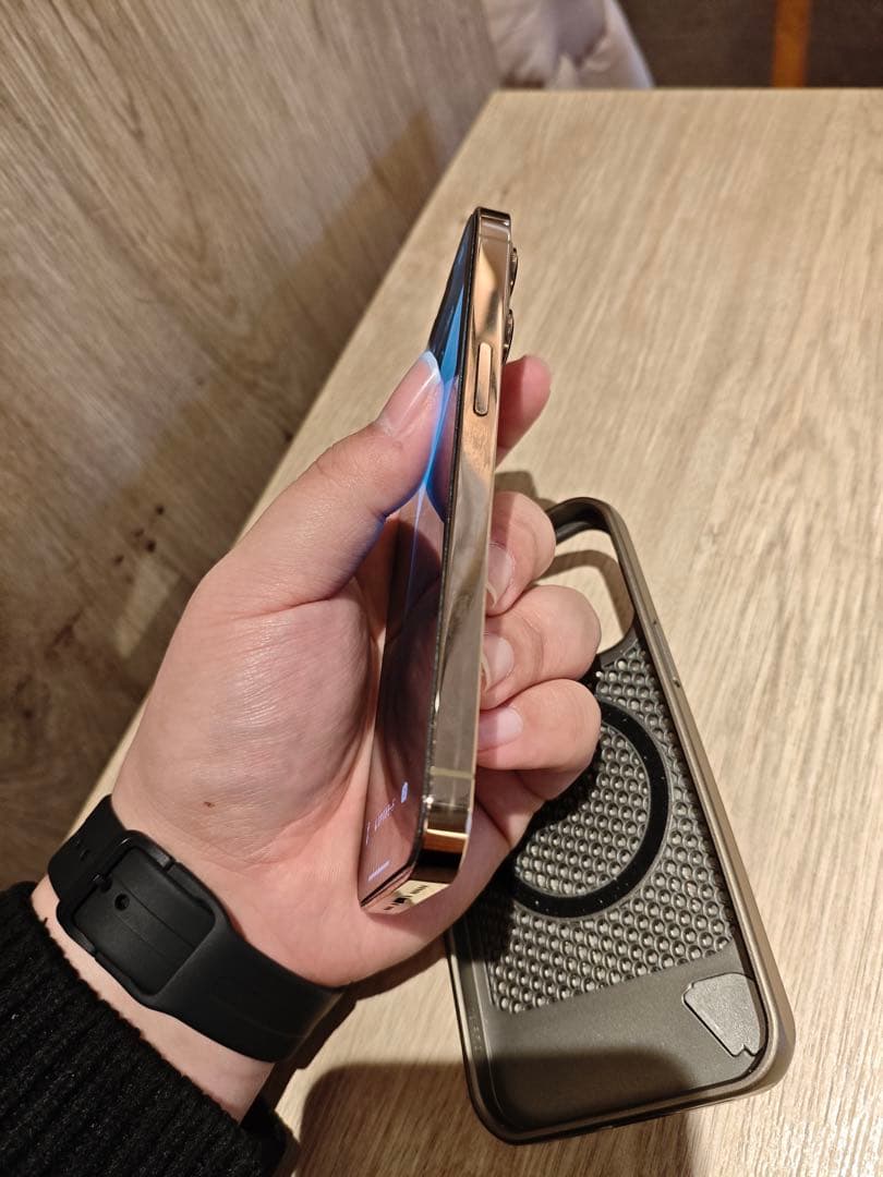 iPhone 13 Pro 256GB ゴールド｜中国版｜デュアルSIM