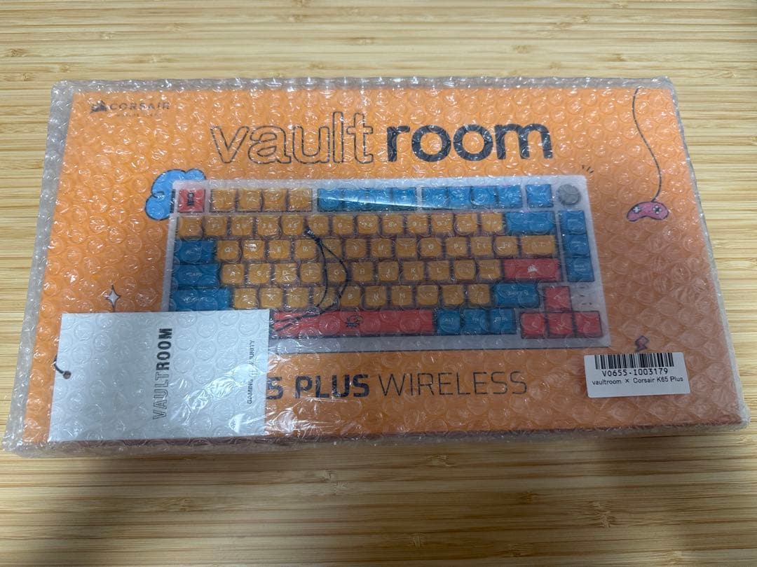 vaultroom × Corsair K65 Plus ワイヤレスキーボード