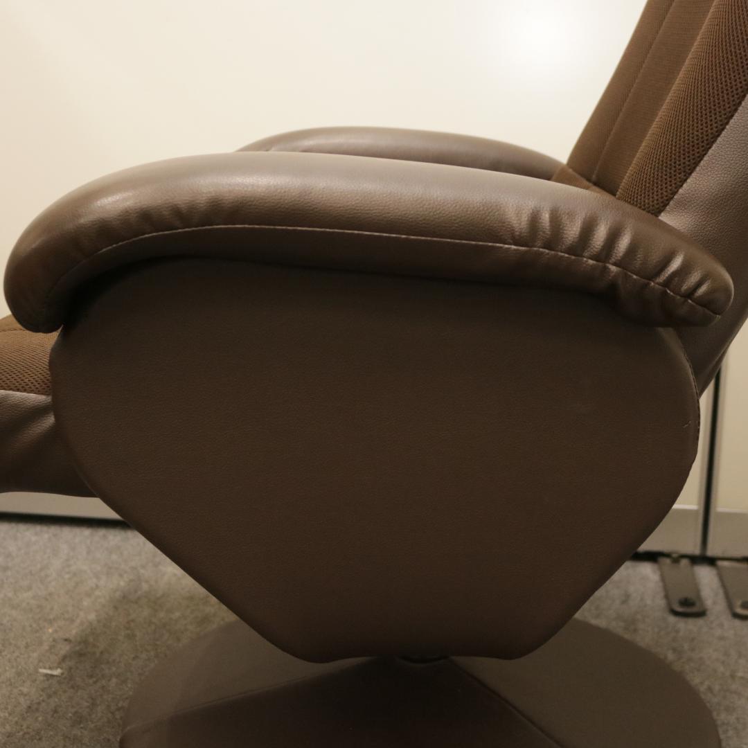 ニトリ パーソナルチェア Dメッシュ ブラウン オットマン付き