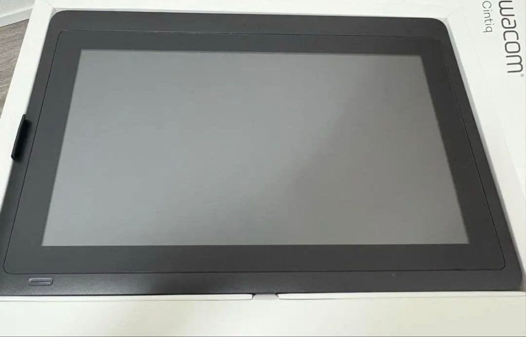WACOM ワコム 液晶ペンタブ Cintiq16 フルHD