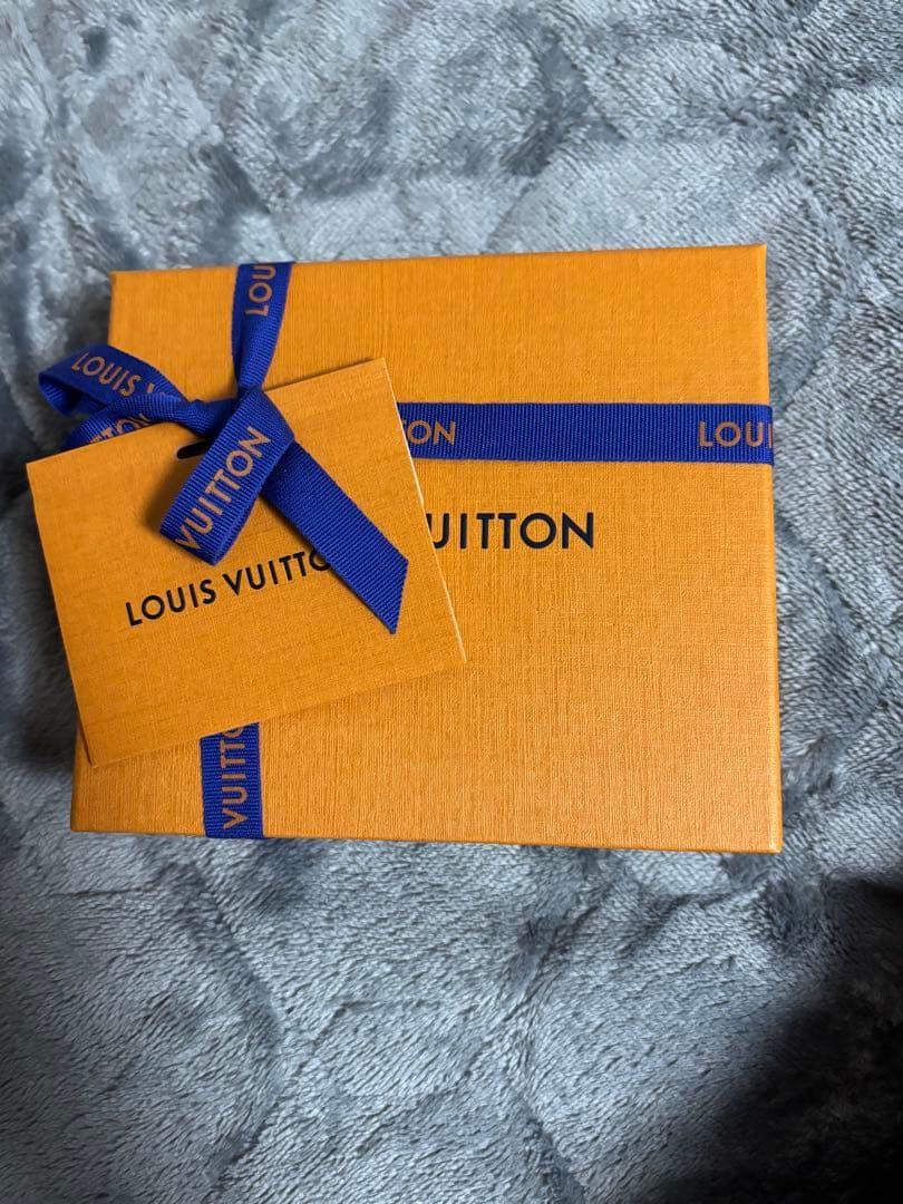 Louis Vuitton ブラックレザーブレスレット　19 箱付き
