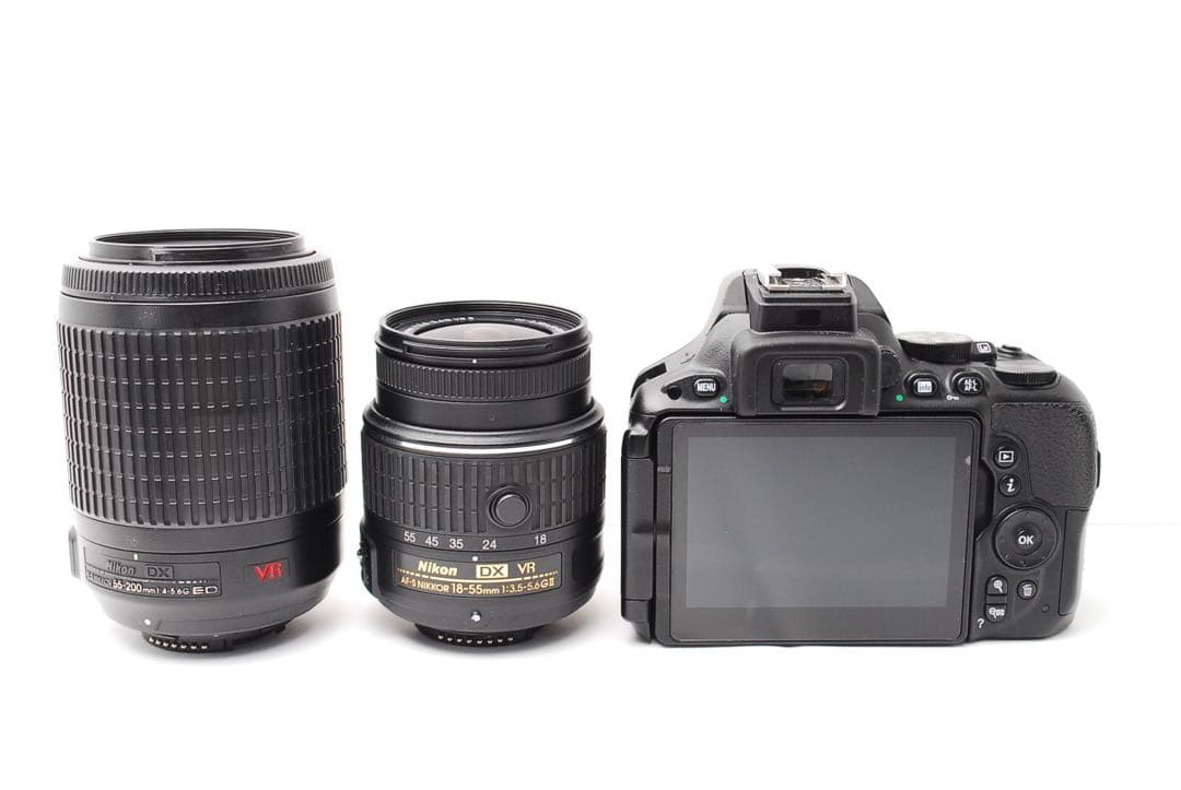 Nikon D5500♥️望遠＋標準レンズ付♪撮影の幅広がる豪華セット✨️