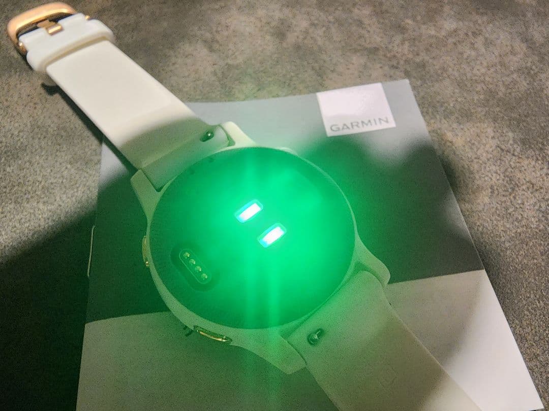 ガーミン　GARMIN vivoactive 4S ホワイト ローズゴールド