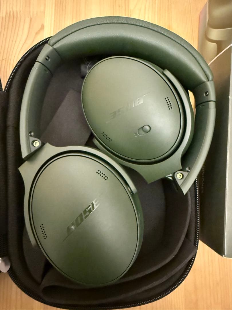 【ほぼ未使用】BOSE QuietComfortサイプレスグリーン