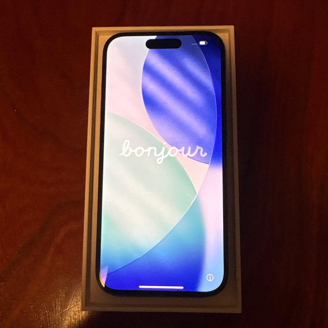 iPhone15pro ブルーチタニウム 256GB おまけケース付き