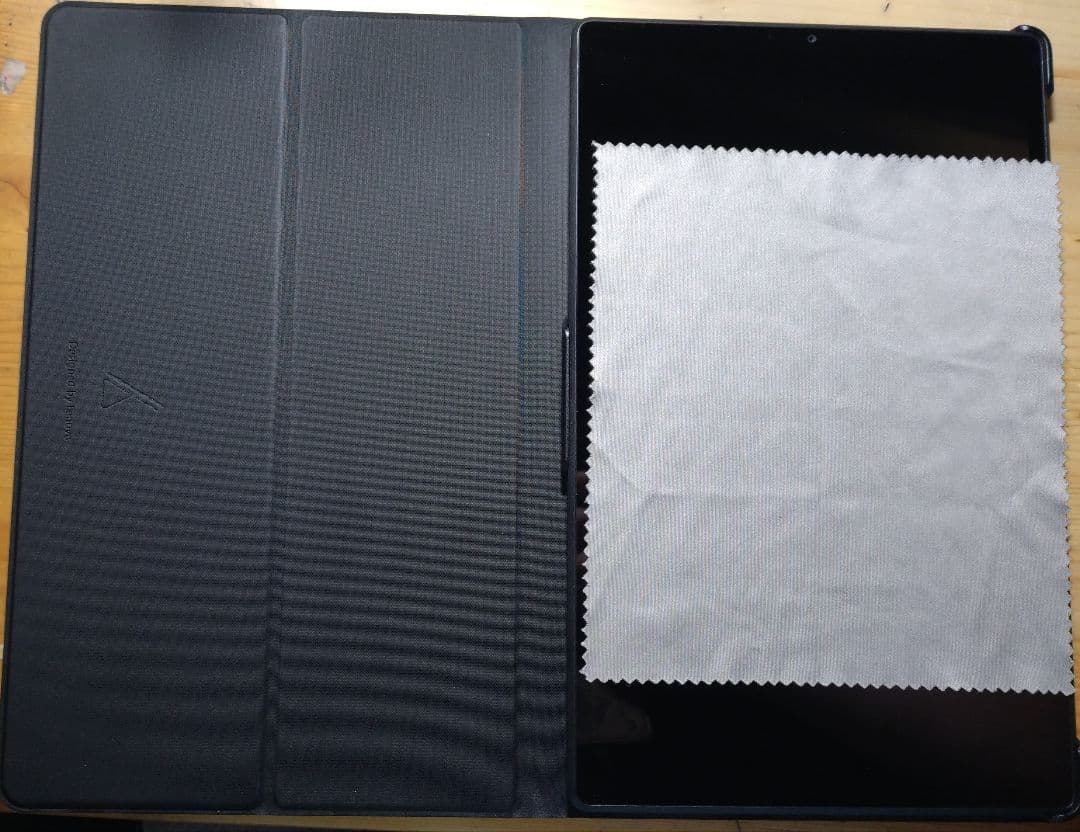Y*i様 Lenovo Tab K10 タブレット（専用カバー付き）