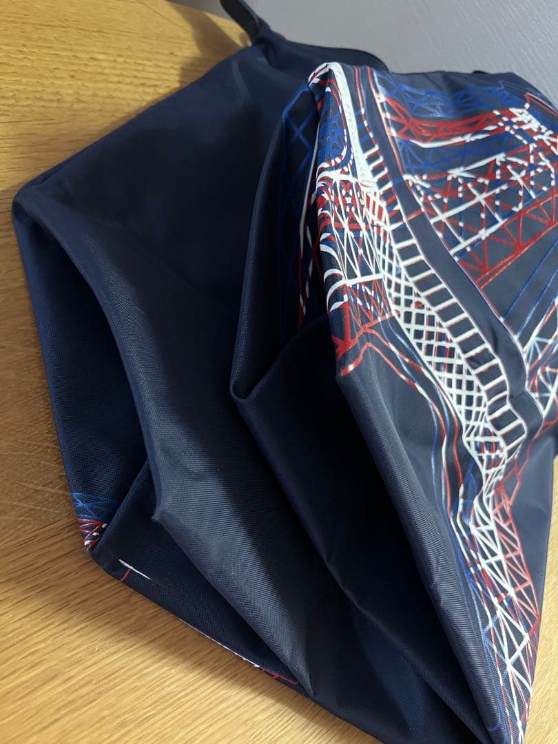 ロンシャン LONGCHAMP エッフェル塔