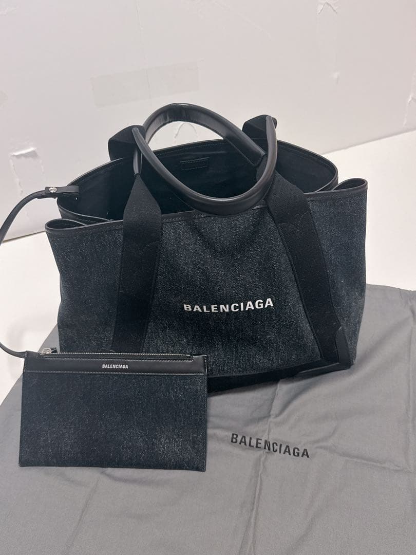 BALENCIAGA ブラック トートバッグ ポーチ付き　ユニセックス