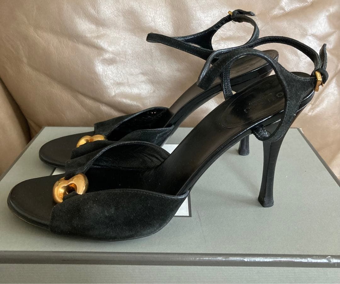 すーさん GUCCI サンダル グッチ パンプス ヒール 黒 ブラック