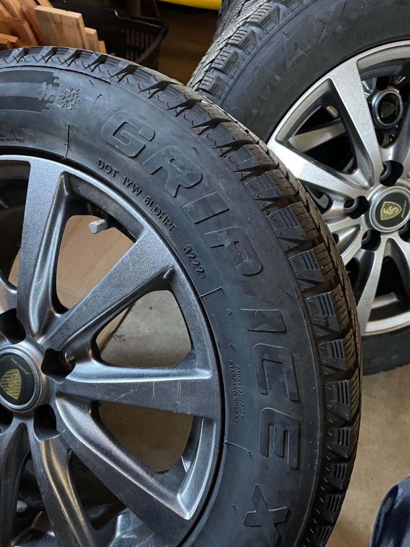 【185/65R15】スタッドレスタイヤ 4本 GRIPMAX グリップマックス