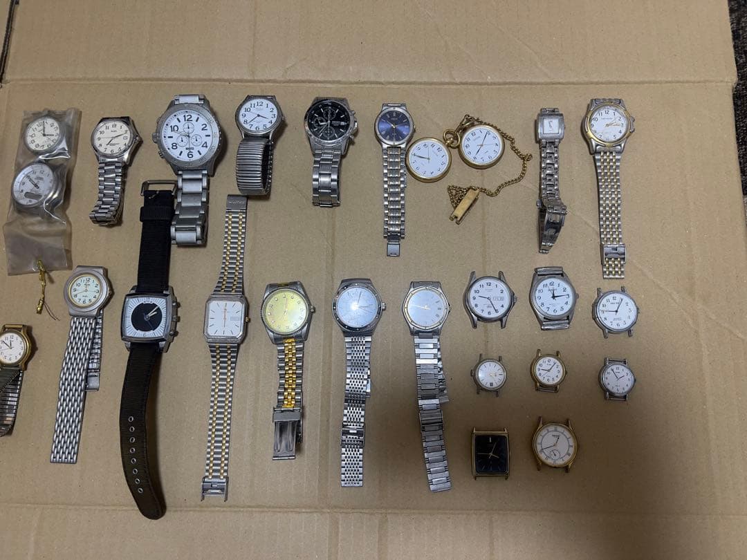 腕時計セット 多数のデザイン. メンズ　レディース 32個