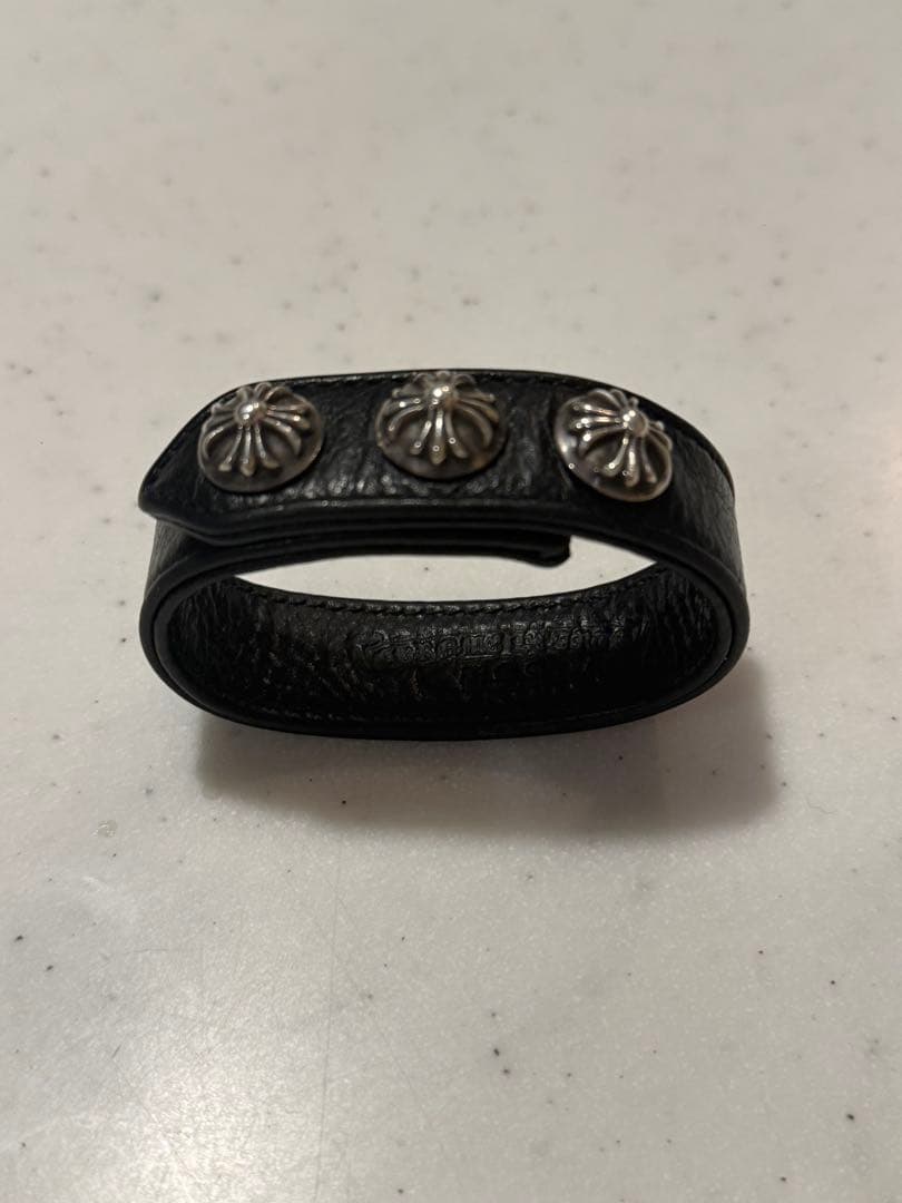 クロムハーツ 3btn 2snp レザーブレスレットブラック