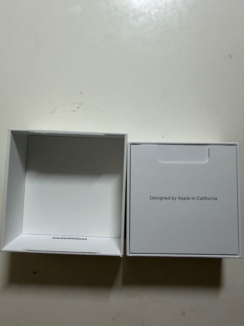 AirPods 4 本体 充電ケース付き ノイズキャンセリング非搭載