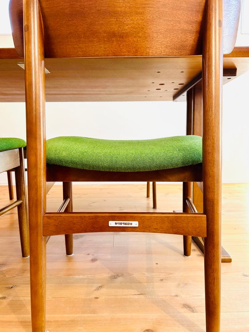 マジュール【送料込】カリモク60 Tチェア モケットグリーン 写真後