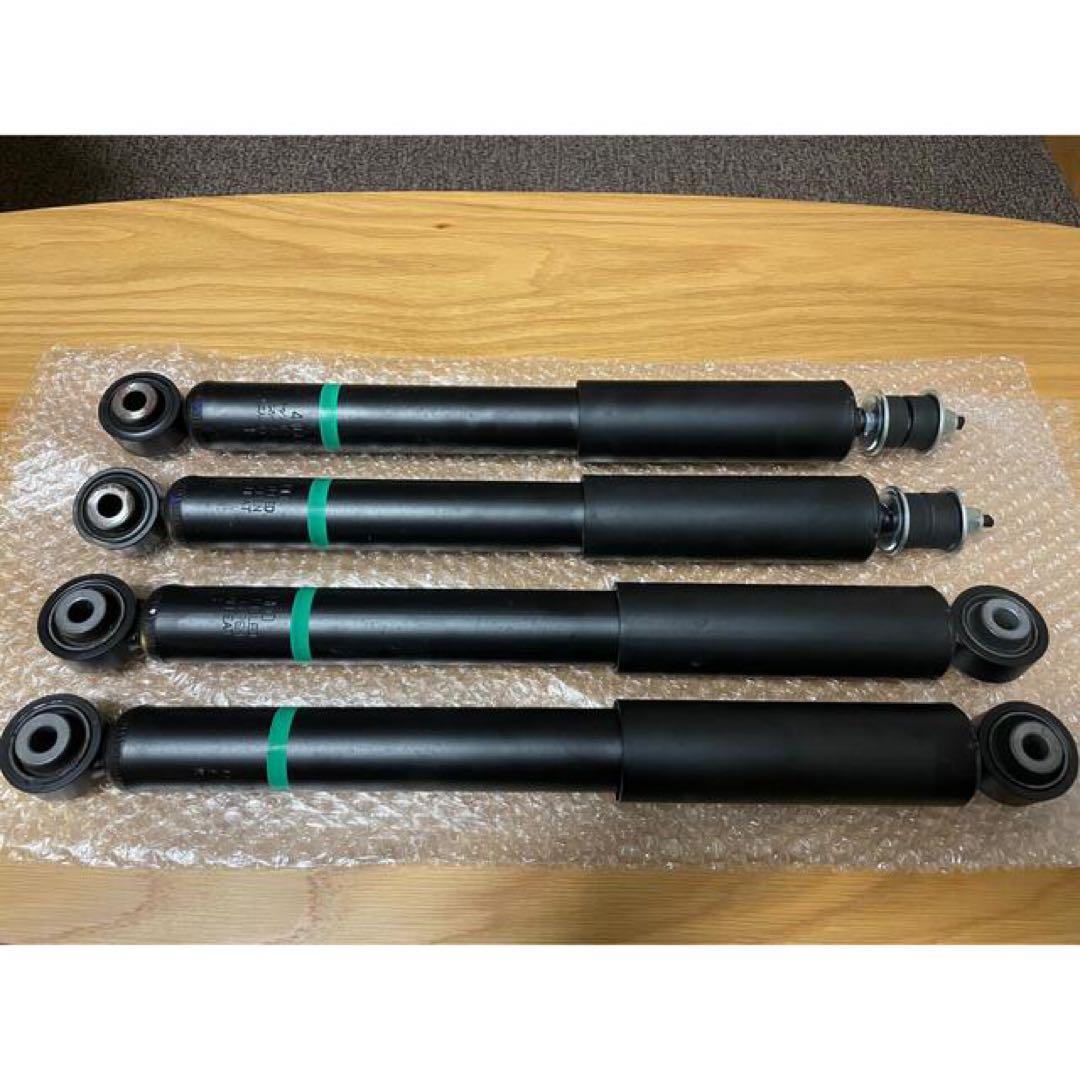 ジムニーシエラ　JB74 純正ショックアブソーバー　4本