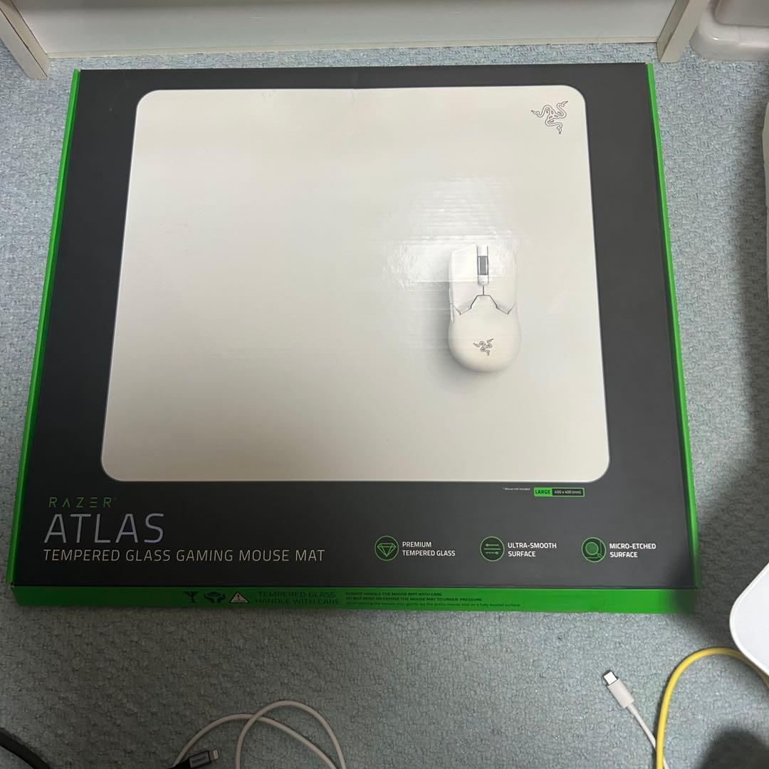 Razer Atlas 強化ガラス マウスパッド