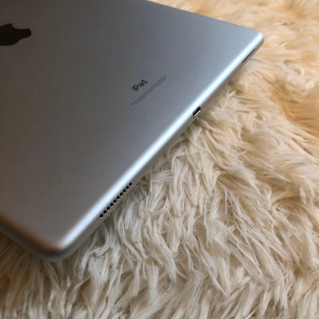 【完動品】iPad Pro 12.9 第2世代 256GB 【即発送】