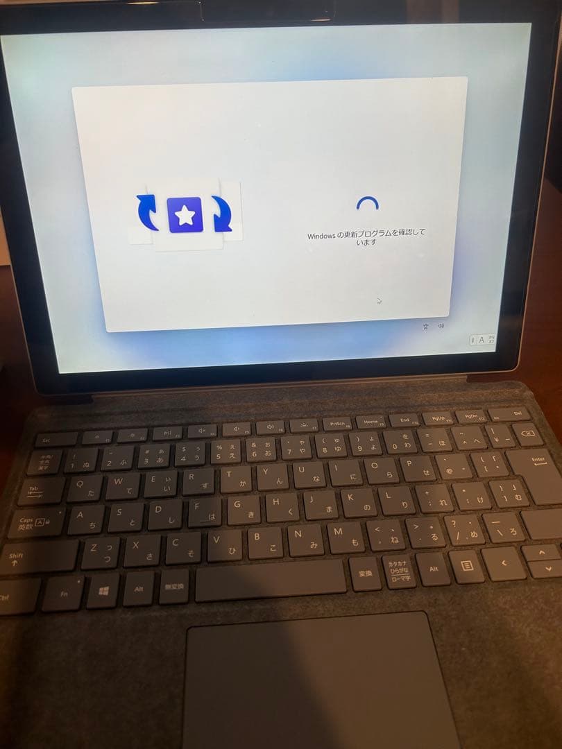 Windowsタブレット本体 Microsoft Surface Pro 7 256GB 8GB