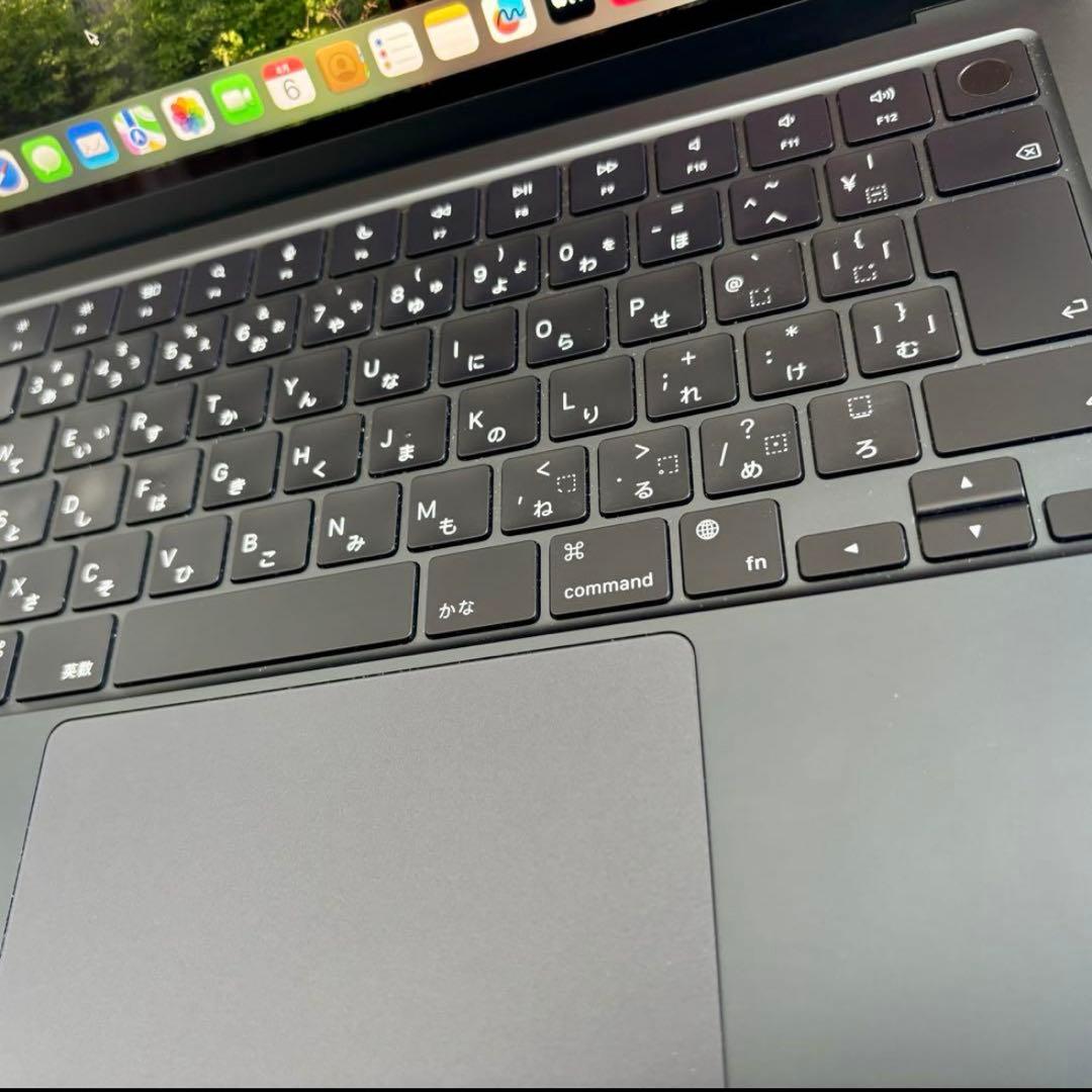 充放電23回／MacBook Air M2 8GB 512GB ミッドナイト