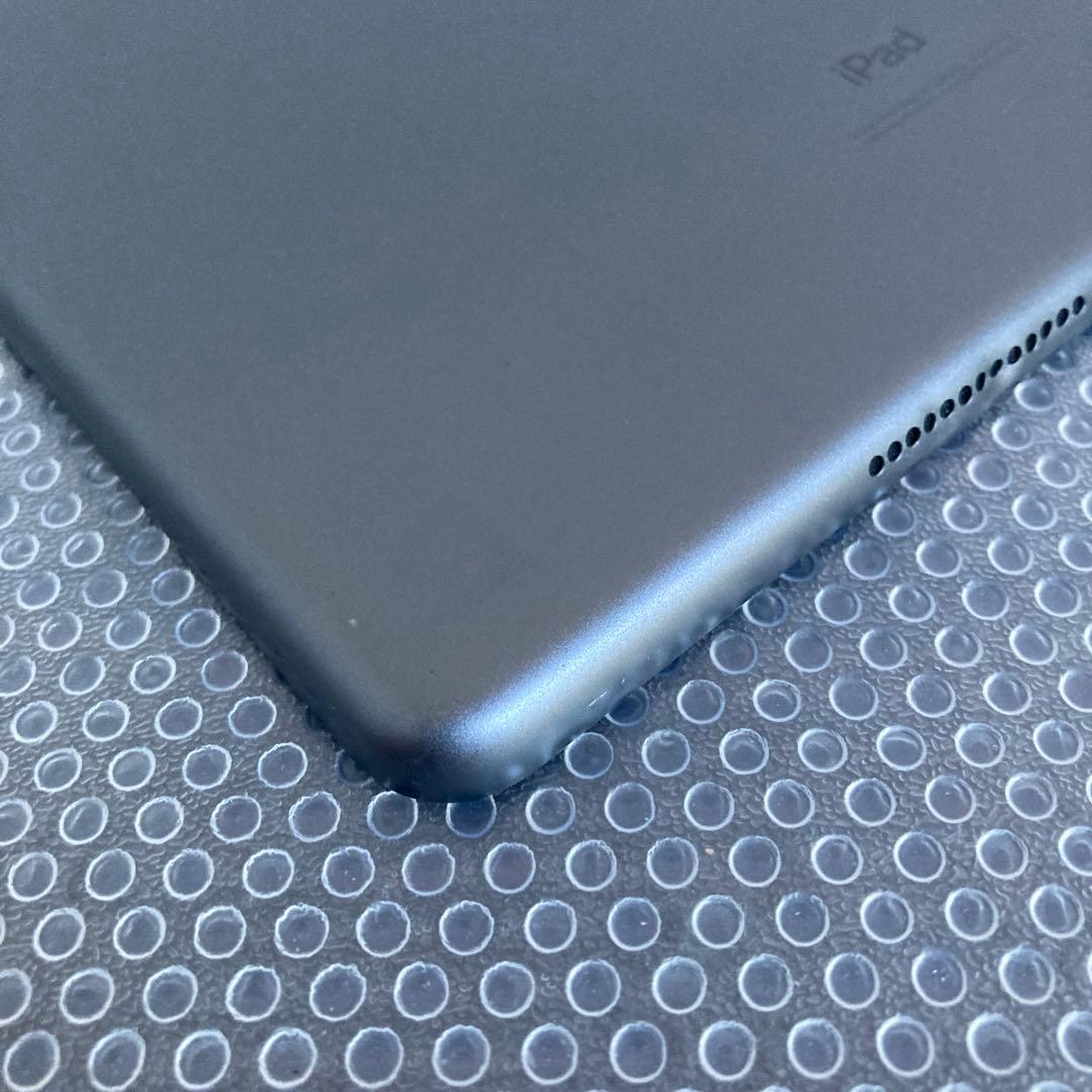 3363【早い者勝ち】iPad7 第7世代 32GB WIFIモデル☆
