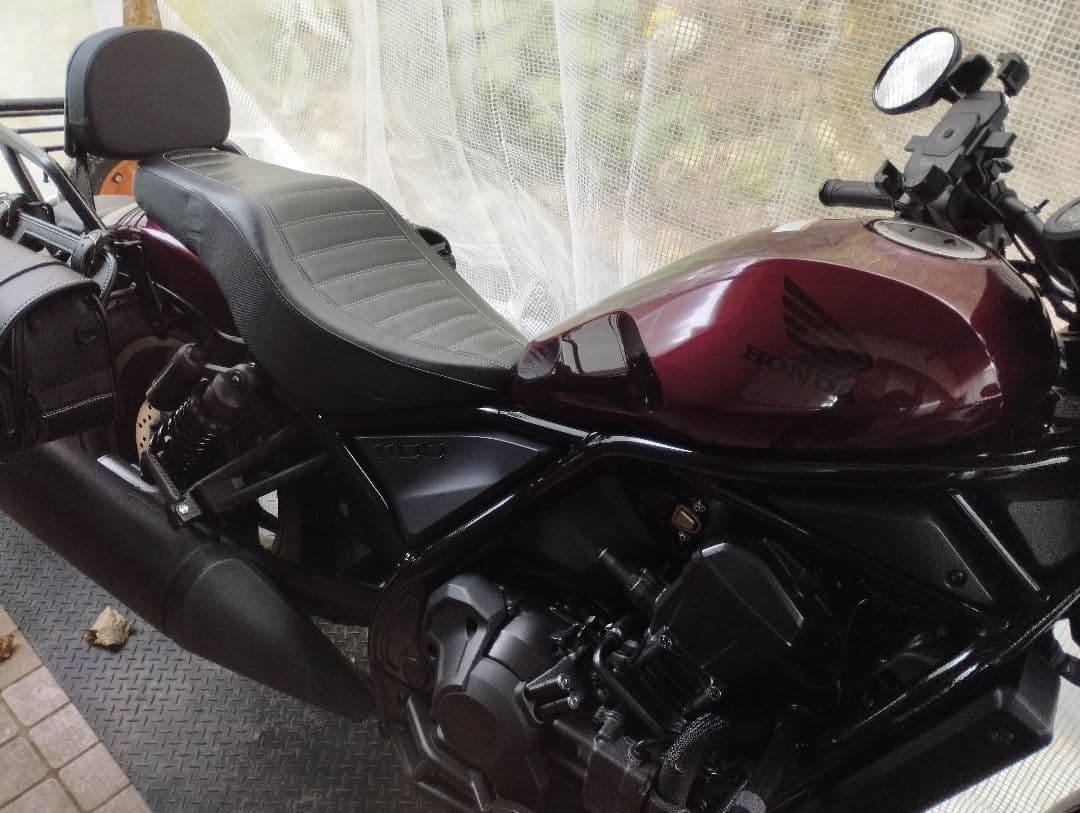 ★レブル★レブル1100 Rebel1100 (ドープ) 　シート