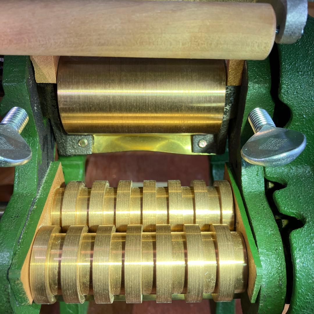 【A sa】小野式製麺機1号型　両刃 2.2mm&6.3mm 箱付き