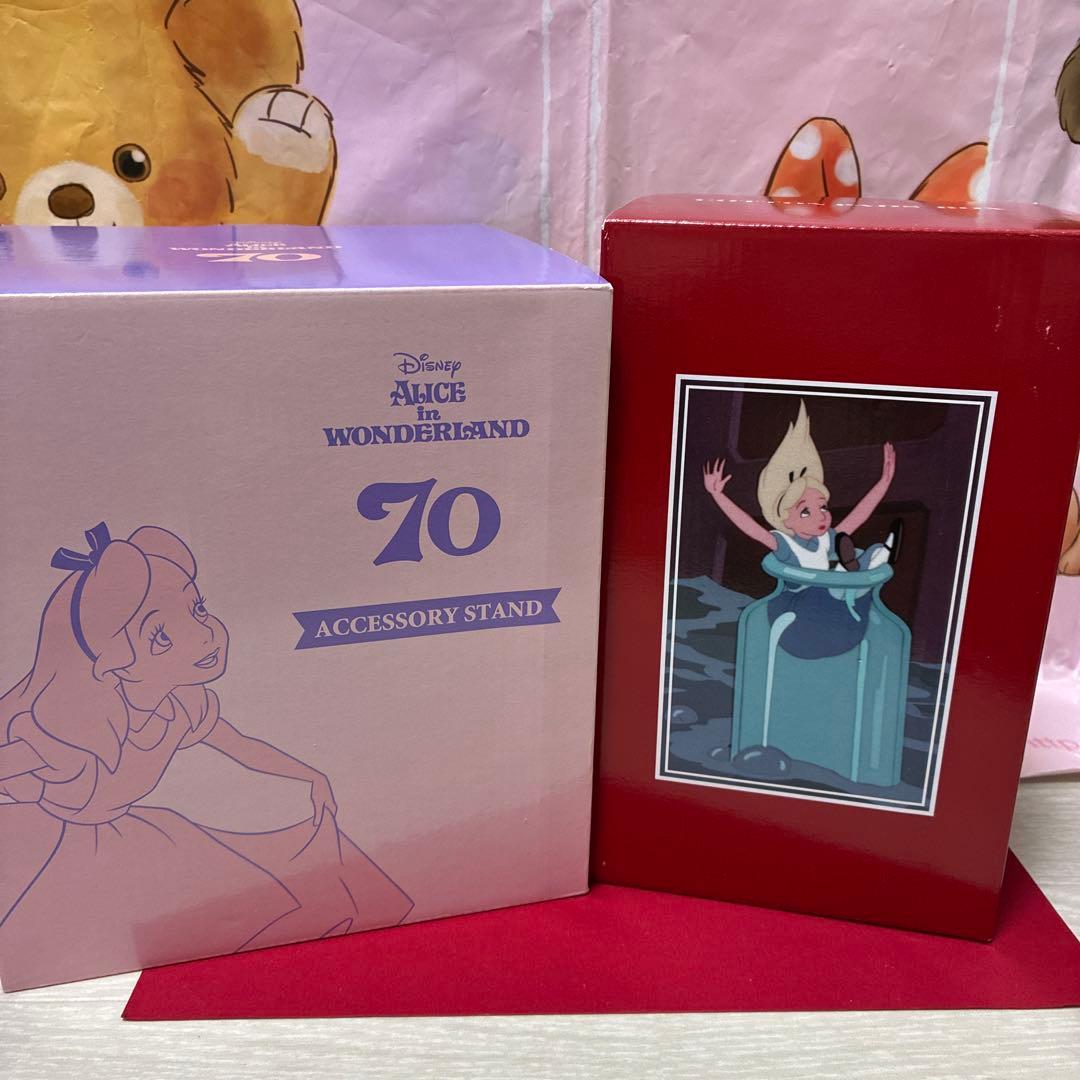 ディズニーストア　未開封　アリス　コットンボックス & アクセサリースタンド