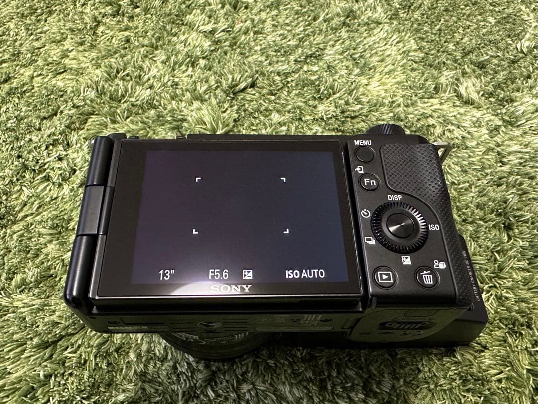 Sony ZV-E10 本体　レンズ　バッテリー2個　シューティンググリップ