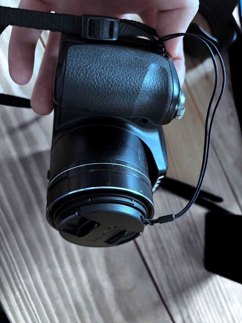 Panasonic FZ200 デジタルカメラ