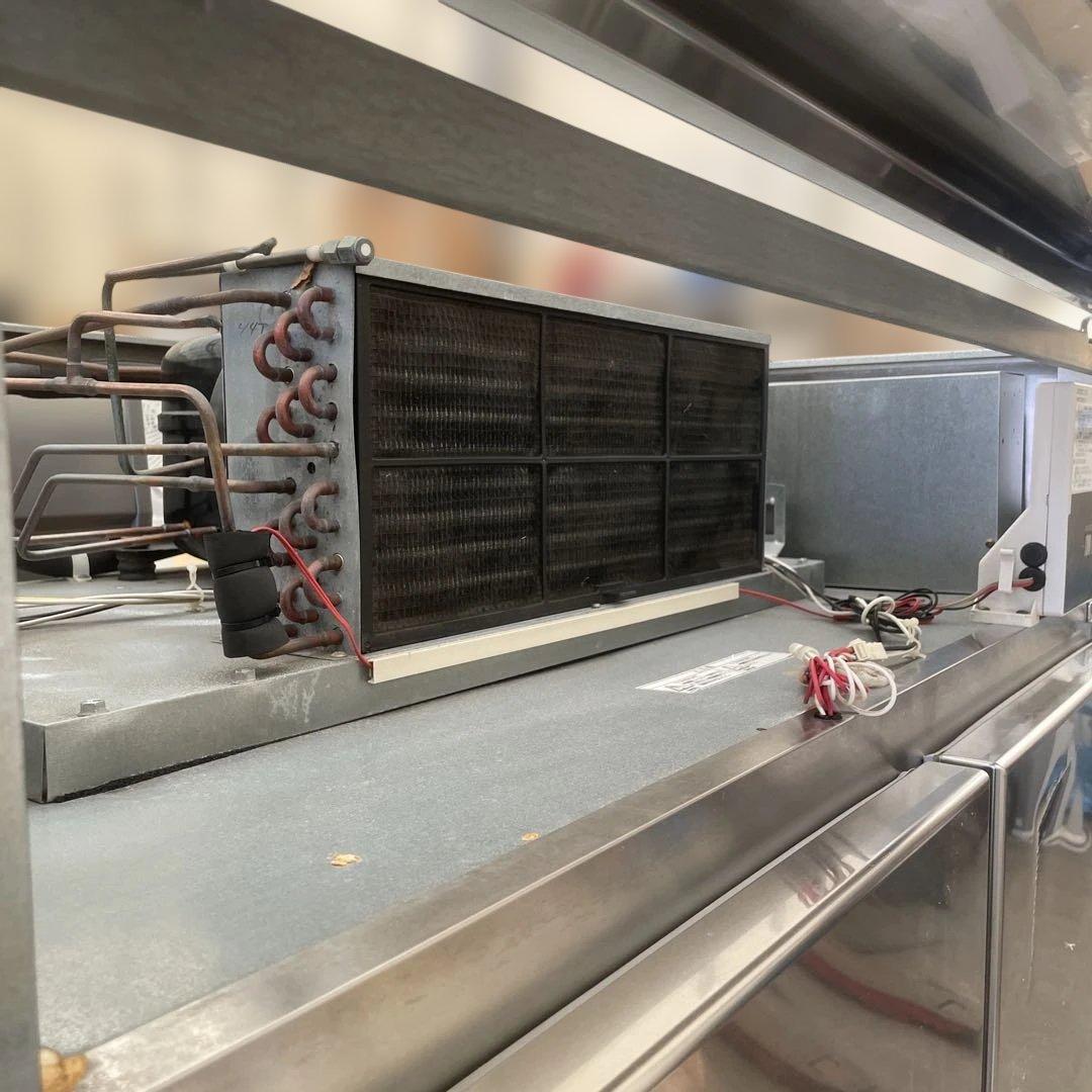 業務用　4ドア　冷凍庫