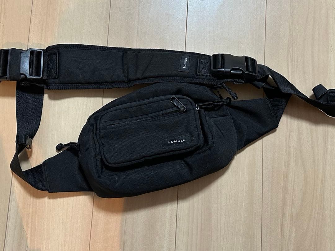 POMULU ブラック ヒップシート　ポムル