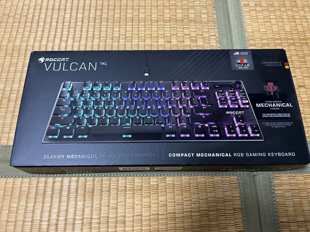 【箱付き】【即購入可】ROCCAT ゲーミングキーボード TKL ブラック
