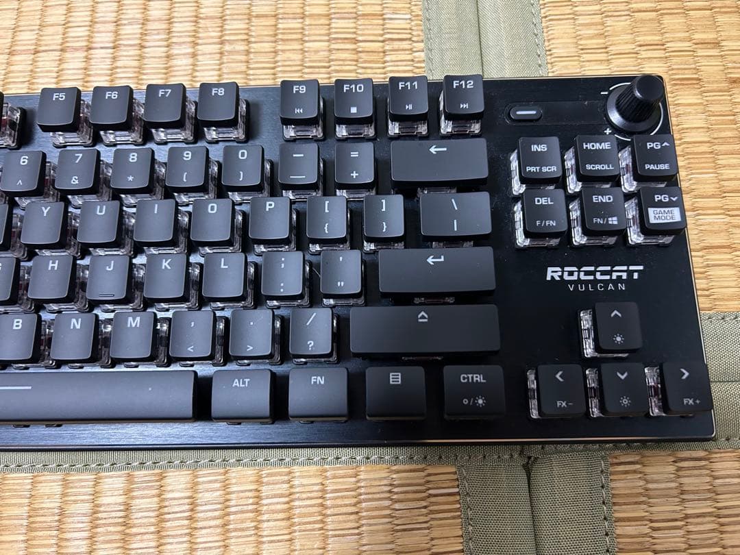 【箱付き】【即購入可】ROCCAT ゲーミングキーボード TKL ブラック