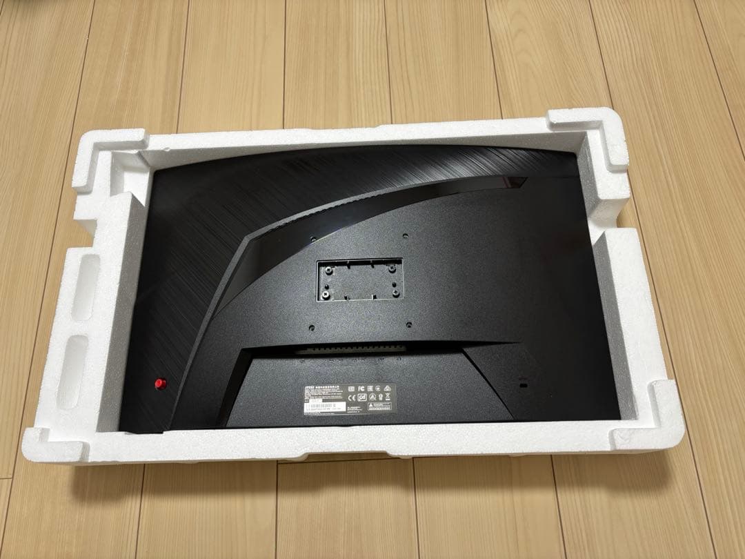 MSI MAG ARTYMIS 242C 湾曲ゲーミングモニター