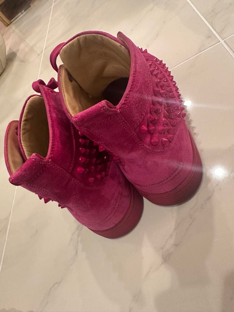 Louboutin ルブタン　ルイススパイクス　フラットスウェード　ピンク