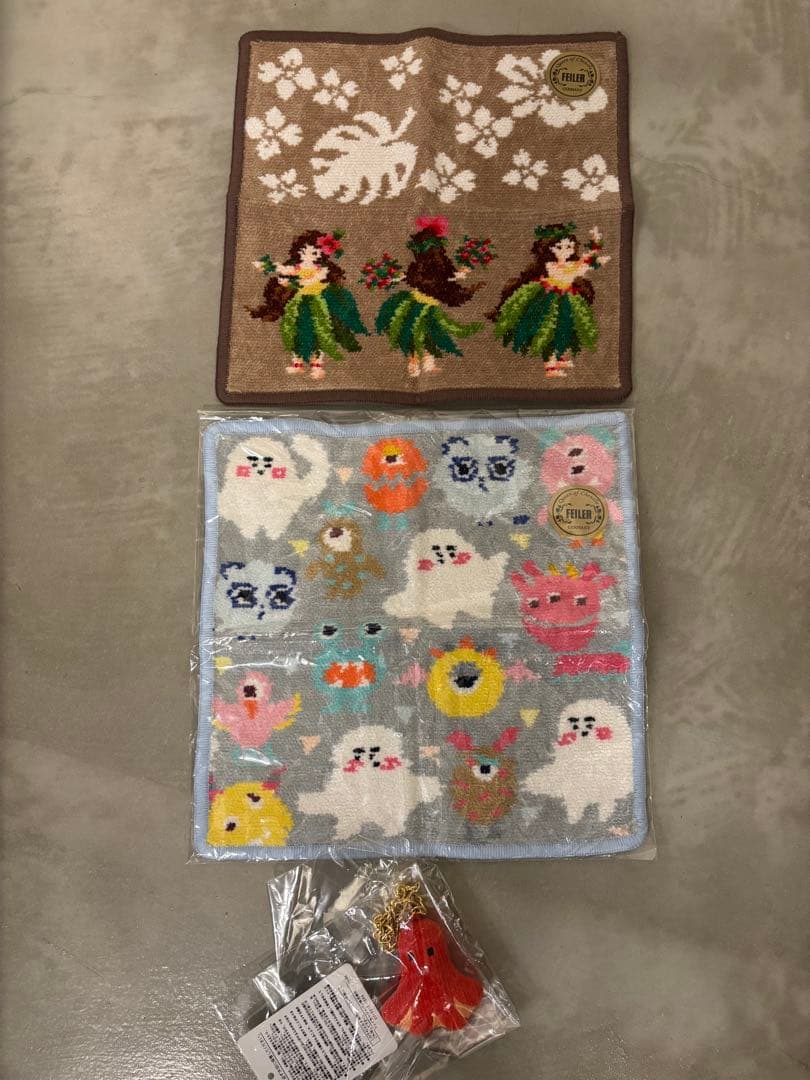 FILLER ハンカチ 2枚とチャーム1個セット