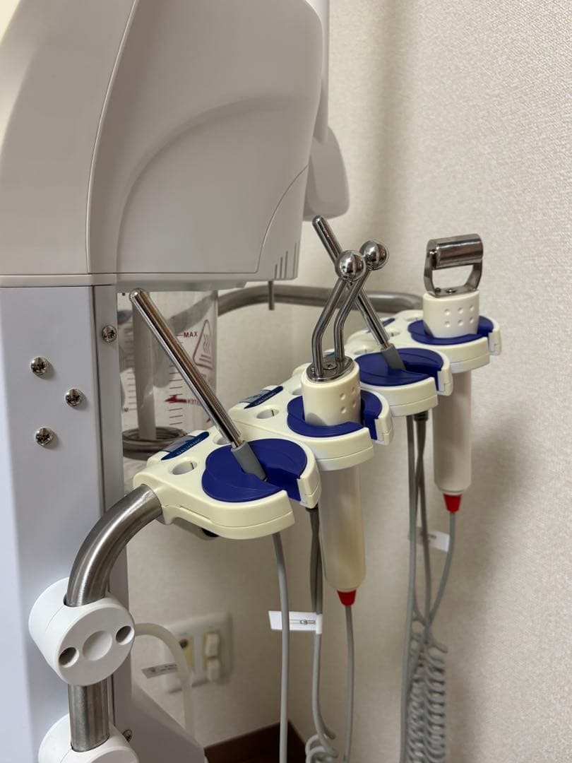 ソニアネオ4機能複合美顔機NEO408 カラーホワイト　業務用　スチーマー